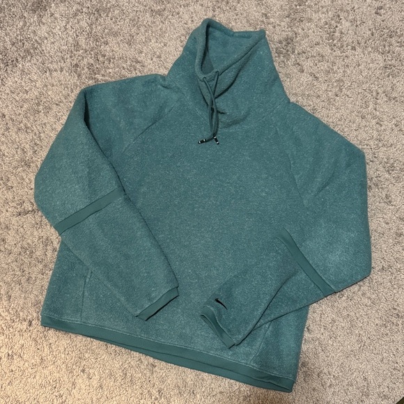 Nike Tops - Nike Turtleneck Fleece